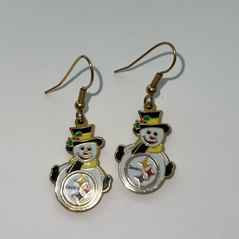 Pittsburgh a Steelers snowman earrings